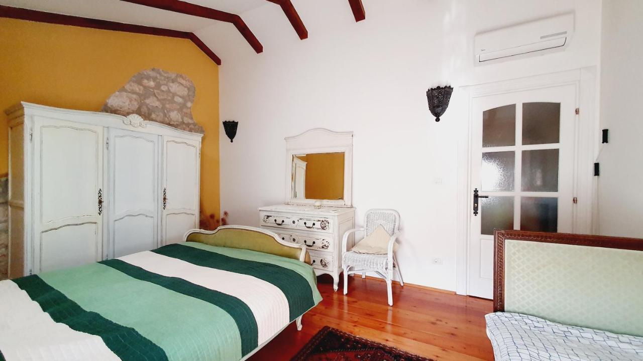 Villa Kazun With Private Pool And Two Gardens Marčana 외부 사진