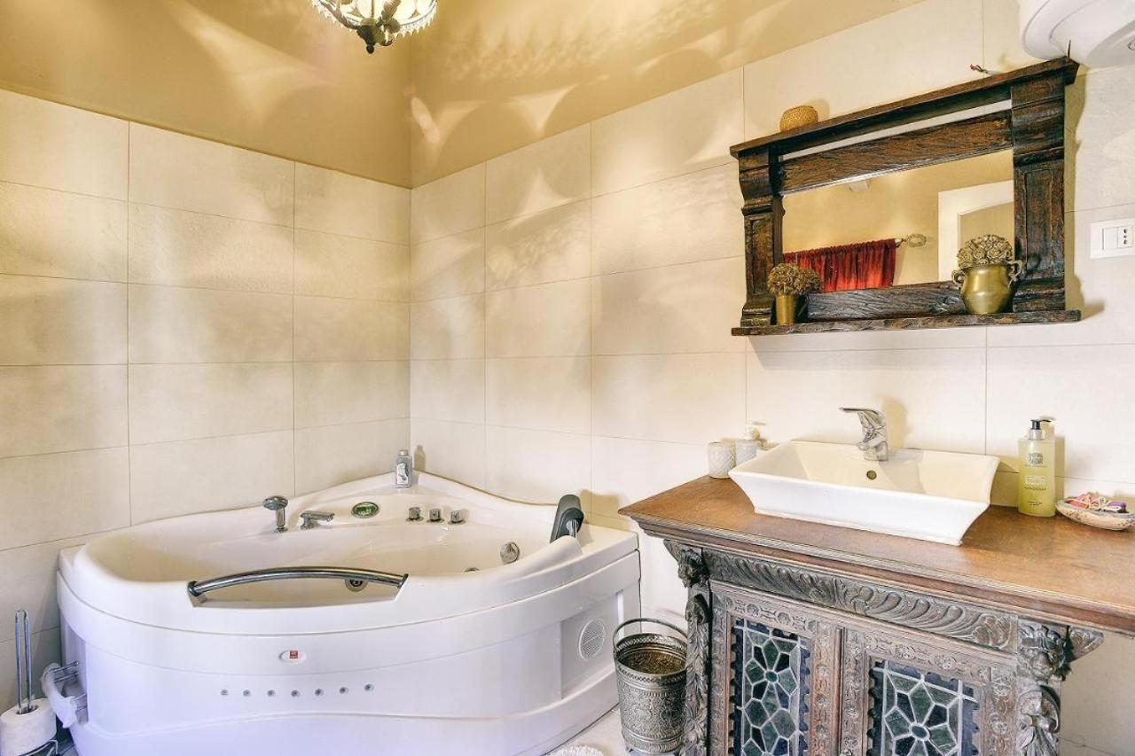 Villa Kazun With Private Pool And Two Gardens Marčana 외부 사진