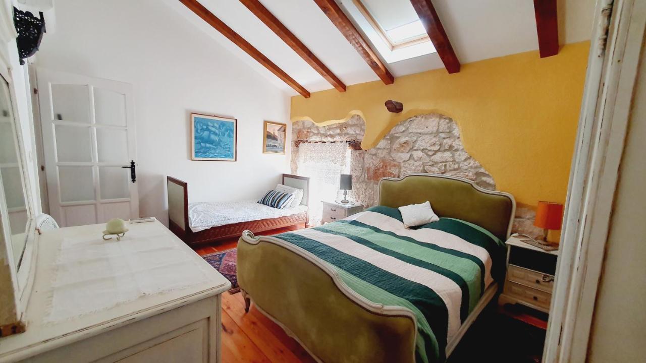 Villa Kazun With Private Pool And Two Gardens Marčana 외부 사진